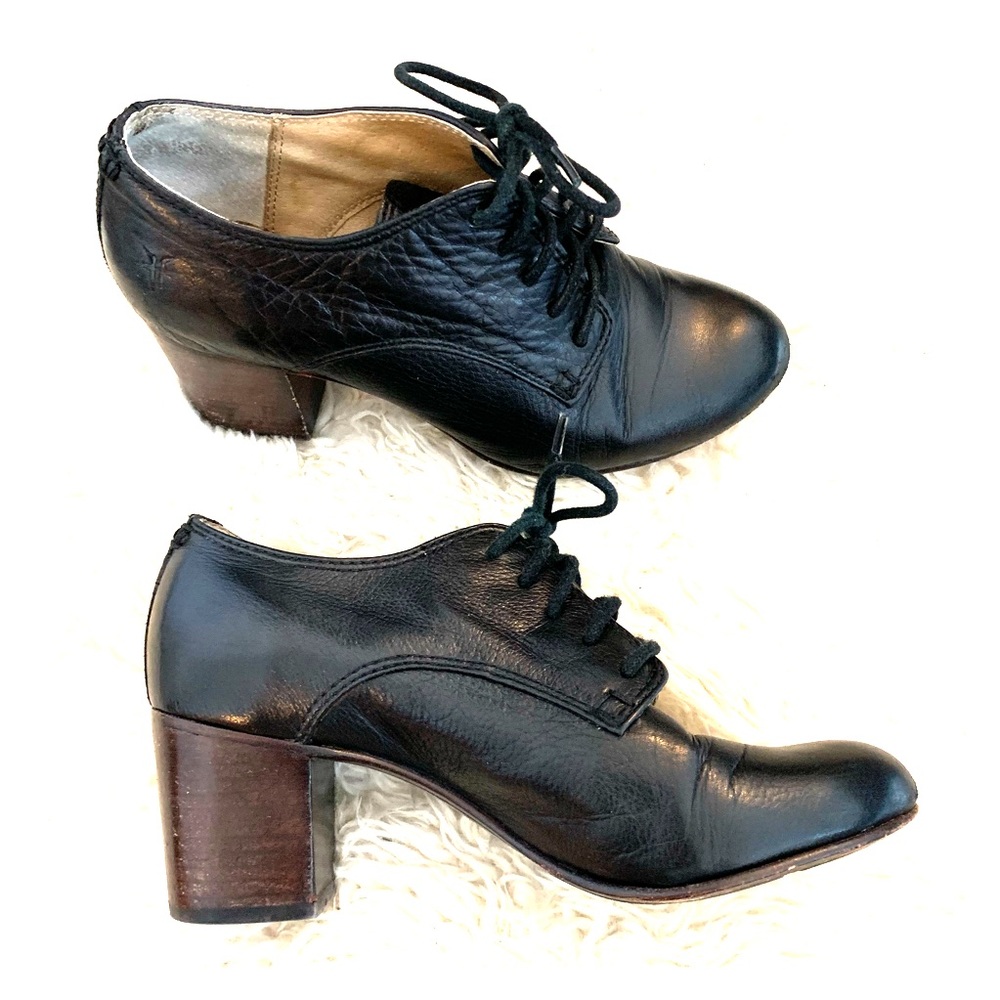 Frye Stella oxford size 6.5